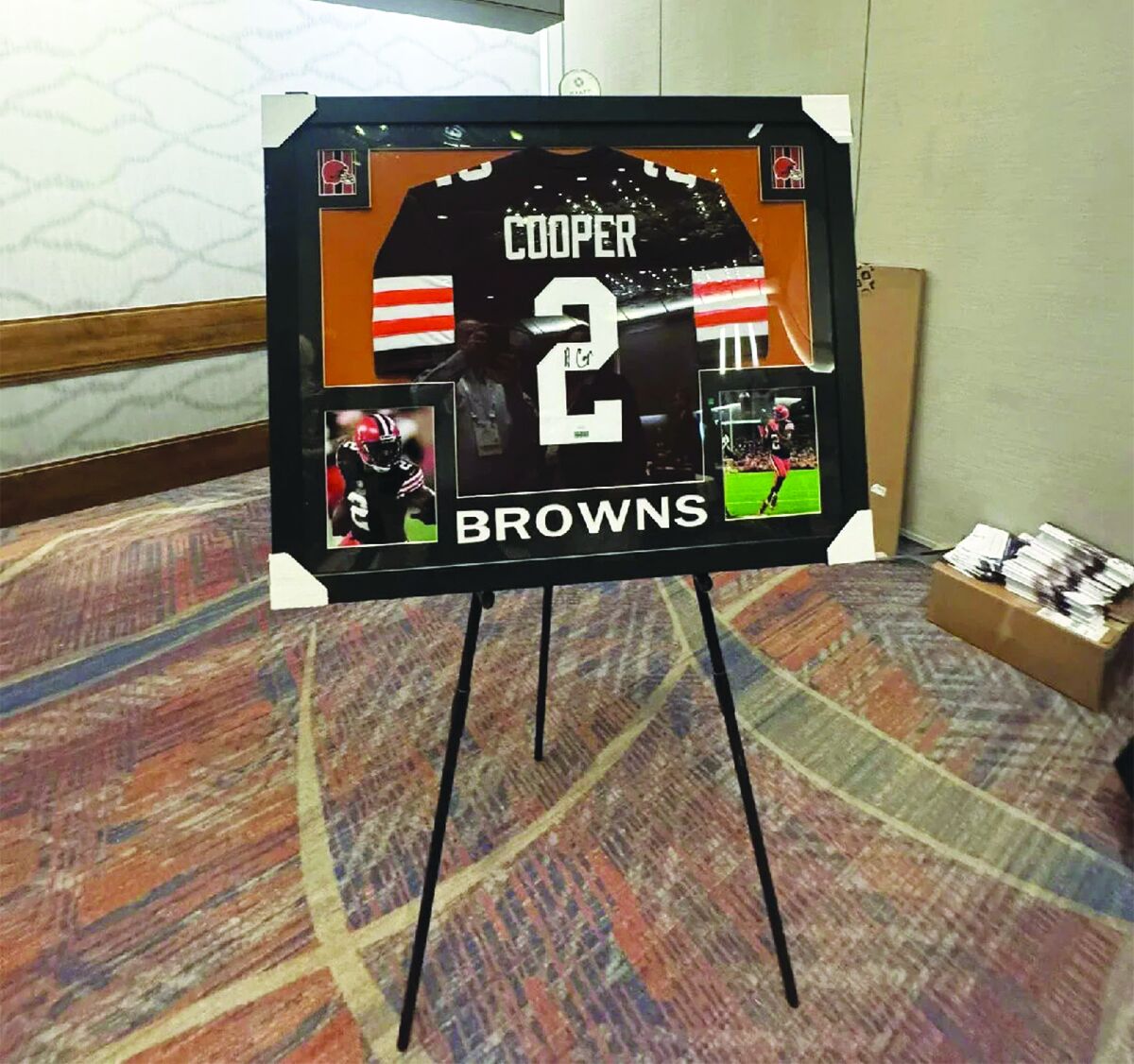 Ossipee PD chief donates jersey to police memorial